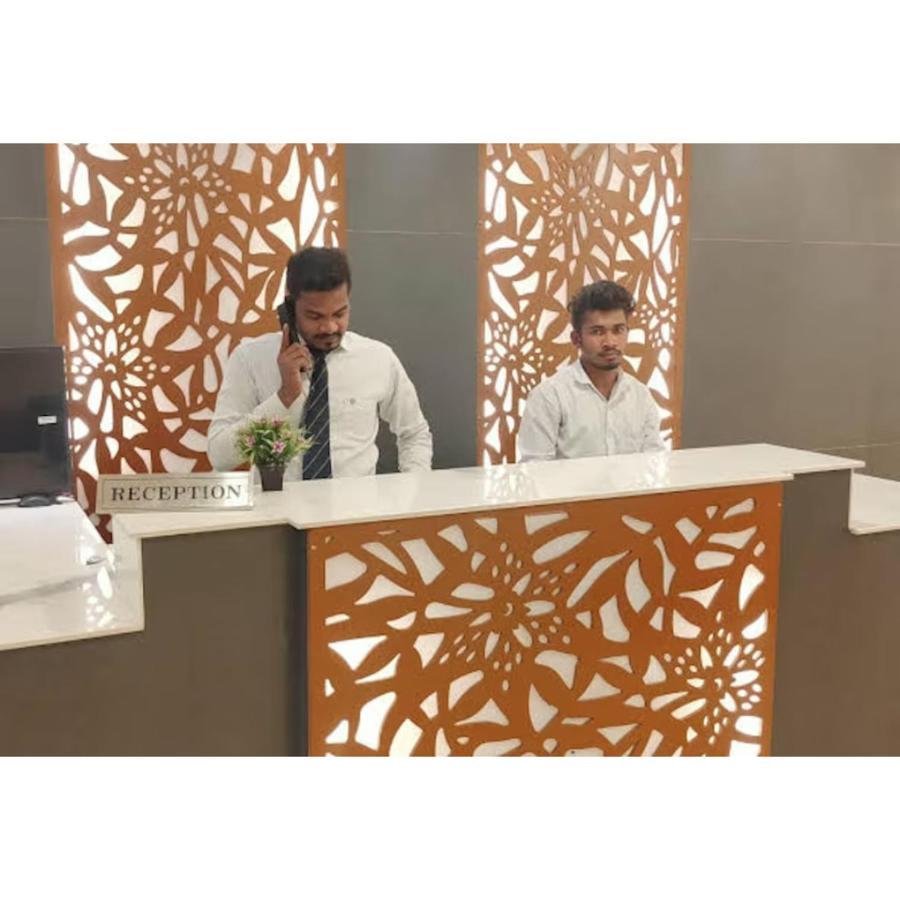 Hotel Meridian Grand Shamshabad Ngoại thất bức ảnh