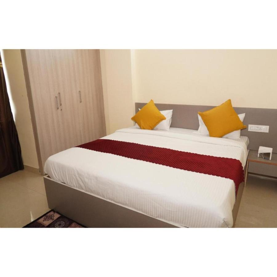 Hotel Meridian Grand Shamshabad Ngoại thất bức ảnh